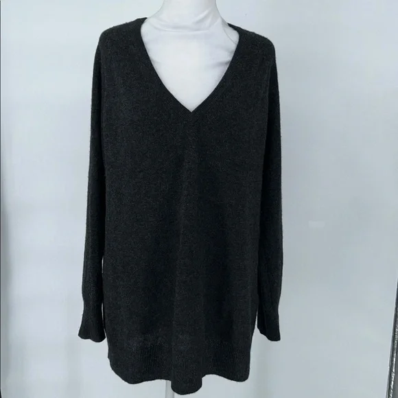 Equipment Charcoal V-Neck Sweater Ribbed Cuff Long Length Spft Sweater Sz L - Picture 6 of 10